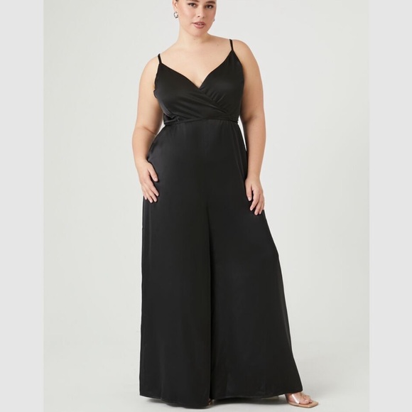 NWT Satin Wide Leg Jumpsuit ✨ - Picture 2 of 5